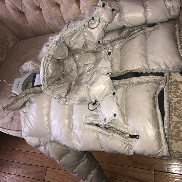 Moncler mens Bubble Down Parka 100% Authentic SZ 4